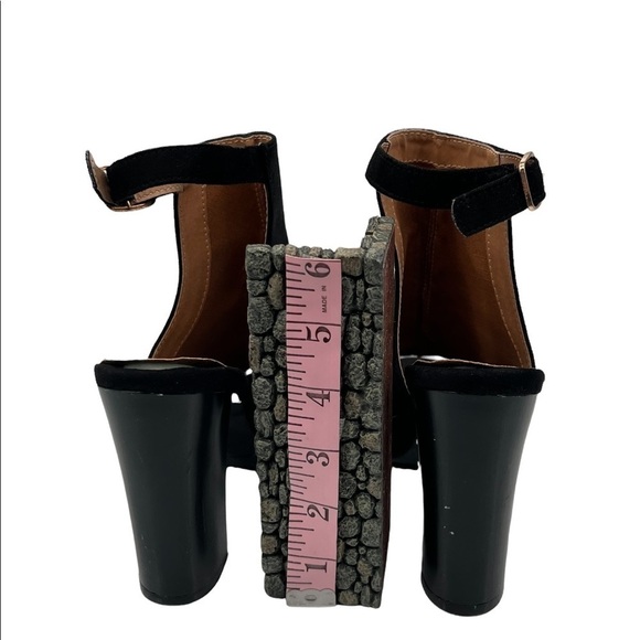 Lulu's Black Suede Peep Toe Ankle Strap Block Heeled Sandals Size 6 Women’s - Picture 8 of 8